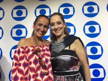 TV Globo International, Miami Florida USA - Focus Brazil Awards - Juliana Areias - Best Brazilian Album released in the US 2019 - Juliana Areias and Ana Botafogo